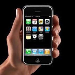 Meet your Posher, Maura